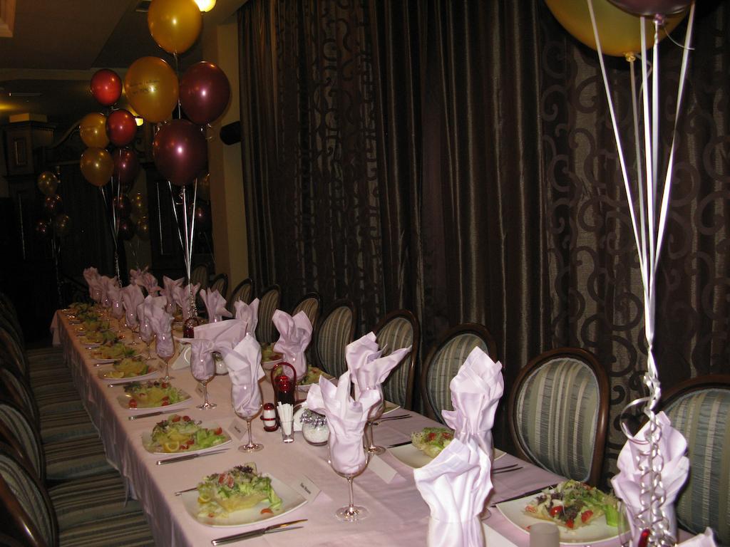 Hotel Chinar Хисаря Экстерьер фото