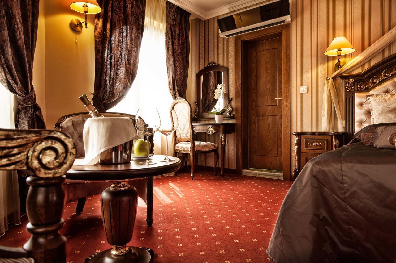Hotel Chinar Хисаря Экстерьер фото