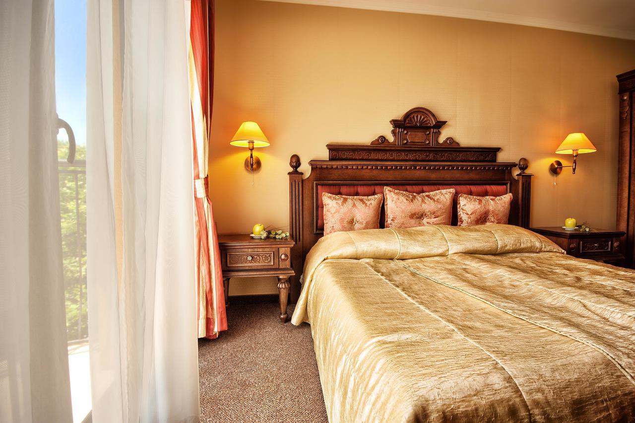 Hotel Chinar Хисаря Экстерьер фото