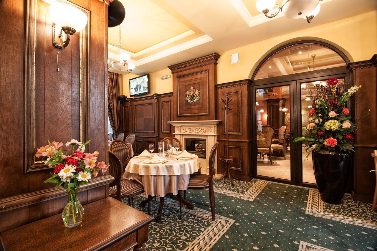 Hotel Chinar Хисаря Экстерьер фото