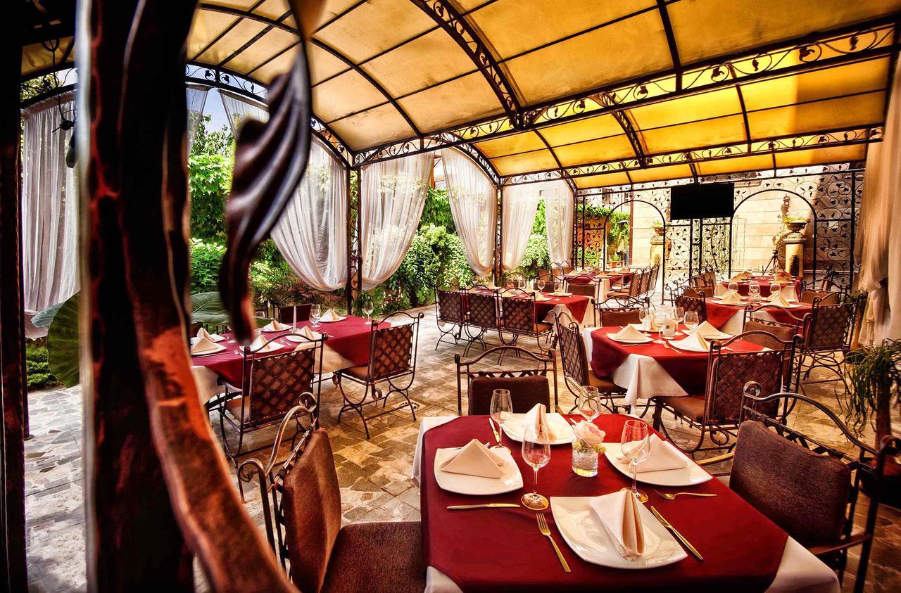 Hotel Chinar Хисаря Экстерьер фото